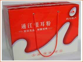通江银耳粉     通江银耳迄今200多年历史，是历代“宫廷贡品，御膳佳肴”，它以营养丰富和天然属性而名贵。通江银耳粉是营养食品专家经过三年的时间研制而成的新型高营养方便食品。本品精选正宗的通江银耳为原料，配以珍珠米的特殊香味，保留了通江银耳的原汁原味，其丰富的营养易吸收、口感更好、经济卫生、食用方便，能够补充人体每天必须的养分。